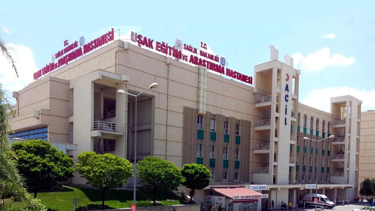 Uşak'ta feci kaza! Otomobil devrildi: 1 ölü, 5 yaralı