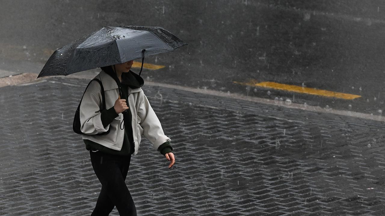Yağışlı hava geliyor! Cuma günü birçok bölge sağanağa teslim