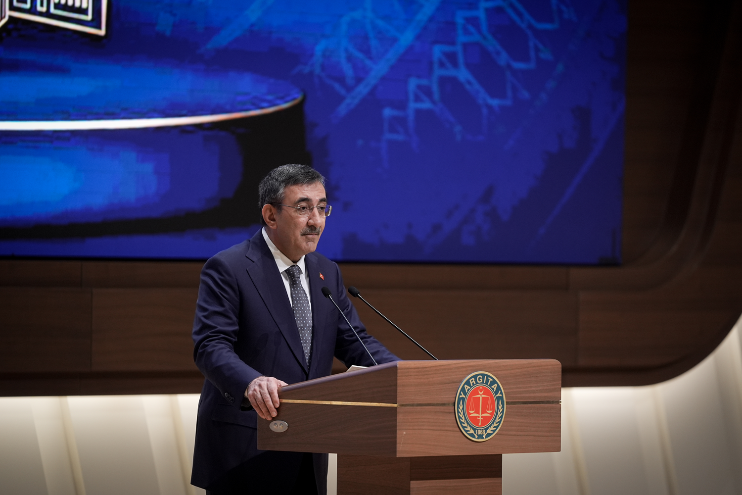 Cumhurbaşkanı Yardımcısı Yılmaz'dan ‘Terörsüz Türkiye' süreci açıklaması: MGK teyidinden sonra top yargıda