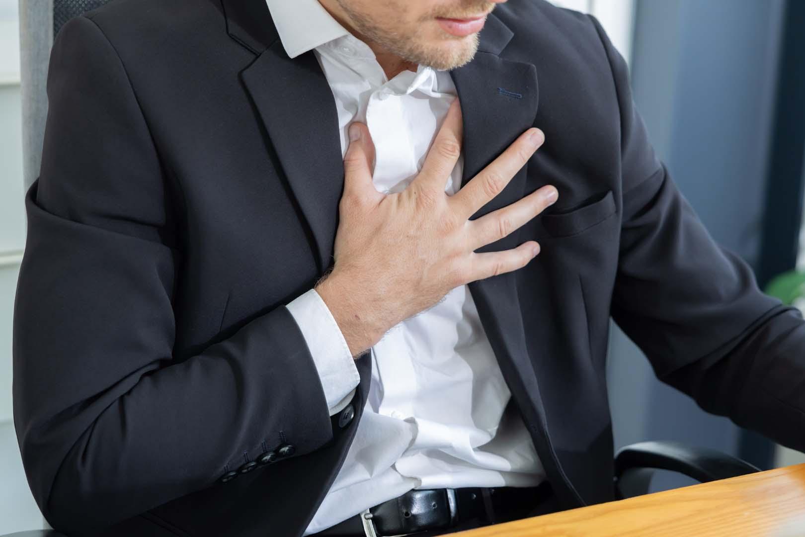 Kalp krizinden birkaç gün önce vücutta neler oluyor?