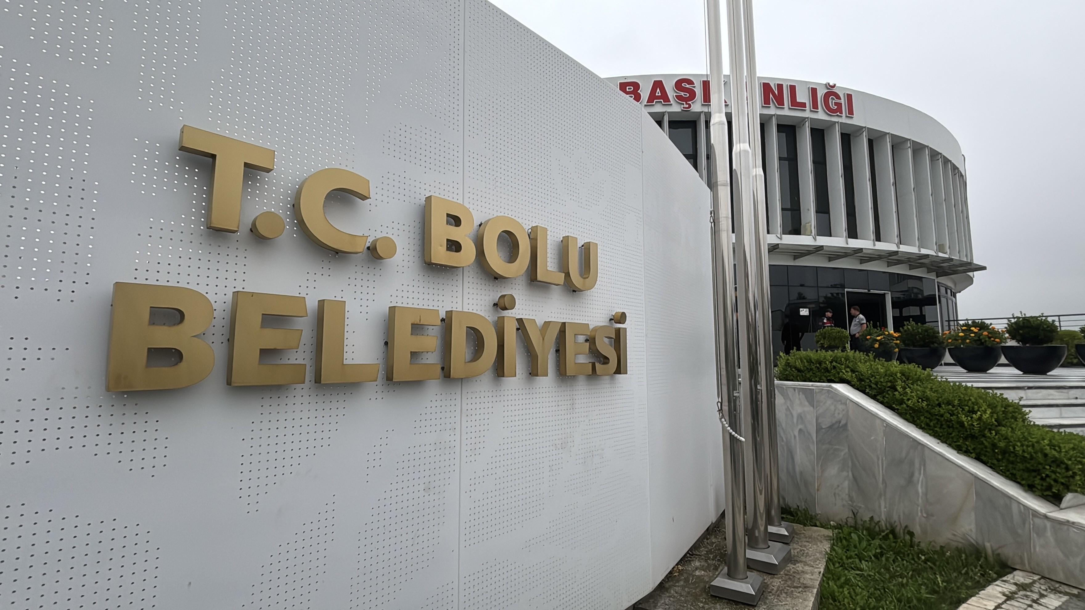 Bolu Belediyesi'nde 34 milyon liralık çöp aracı soruşturması! 7 şüpheli adliyede