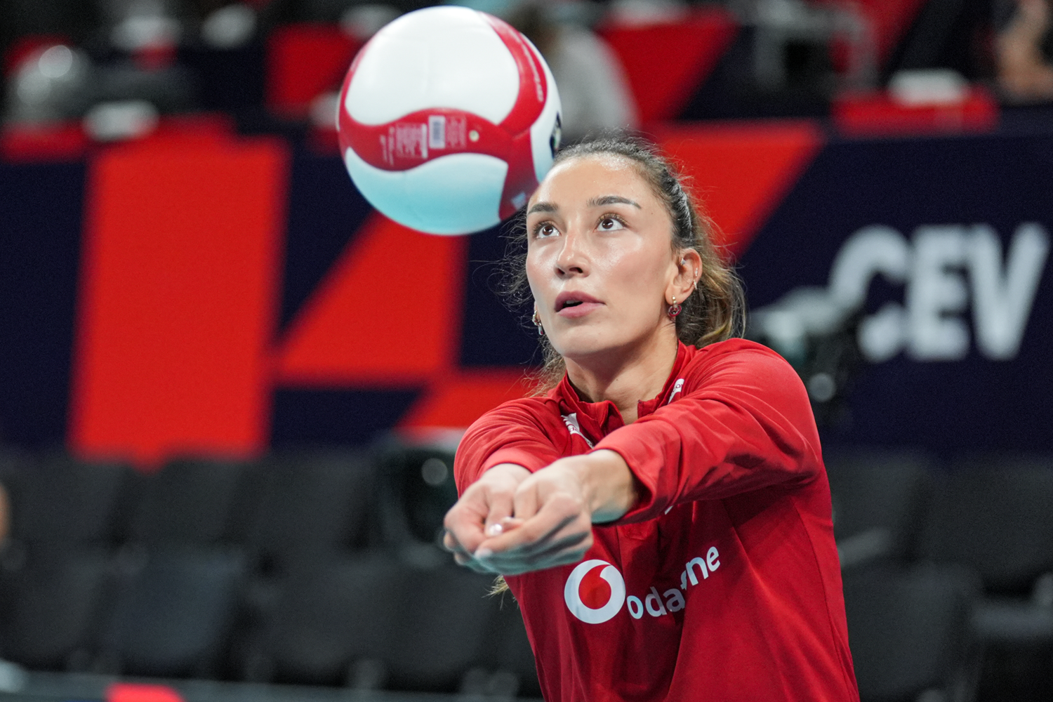 A Milli Kadın Voleybol Takımı final için Sırbistan karşısında