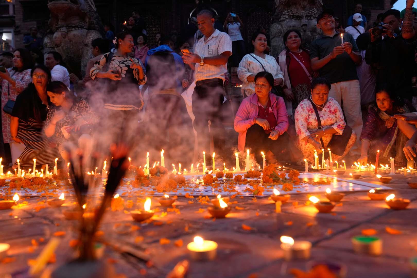 Nepal'de sel felaketinde 1,200'ü aşkın can kaybı! Ülkede ulusal yas ilan edildi