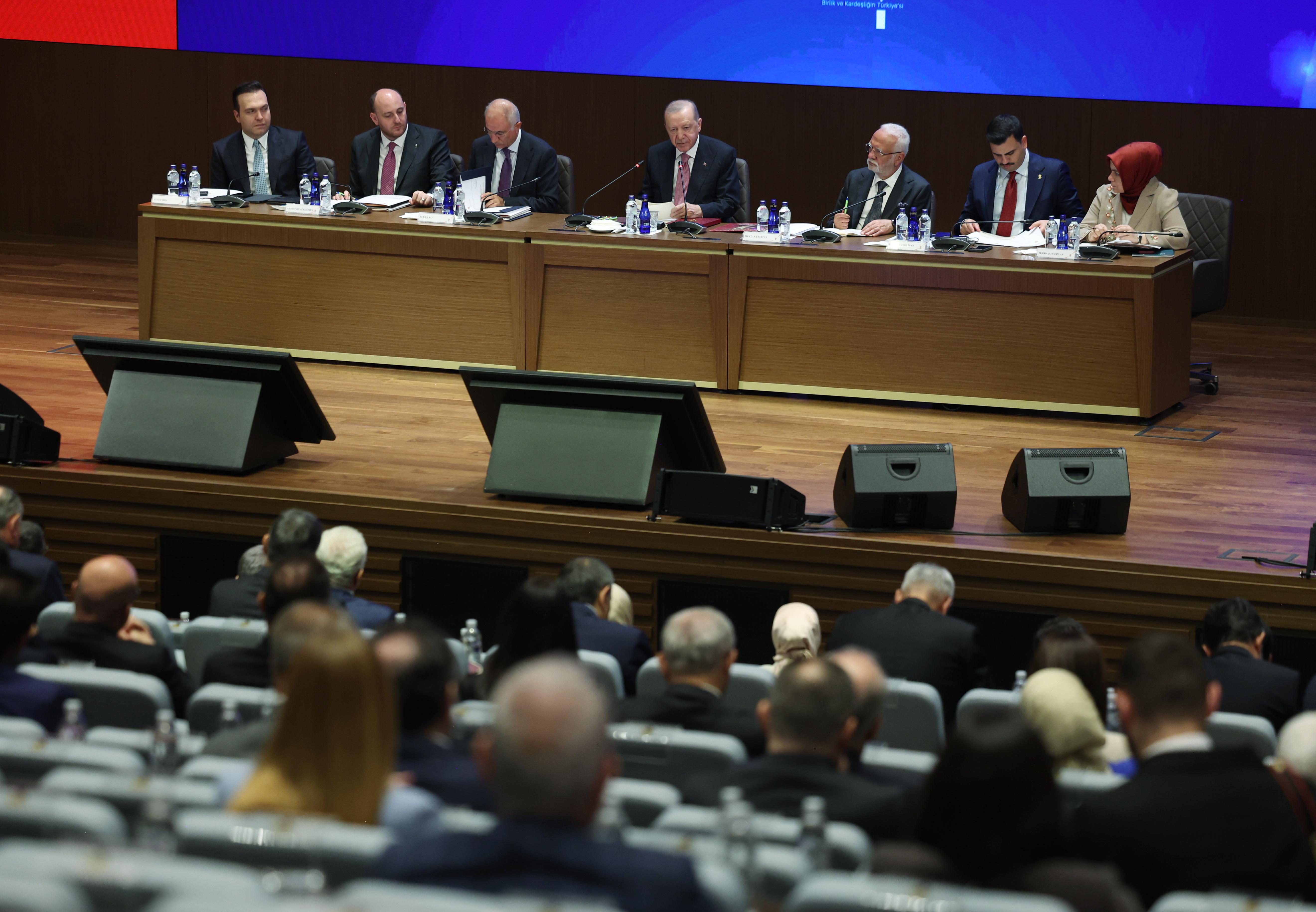 AK Parti MKYK Toplantısı başladı