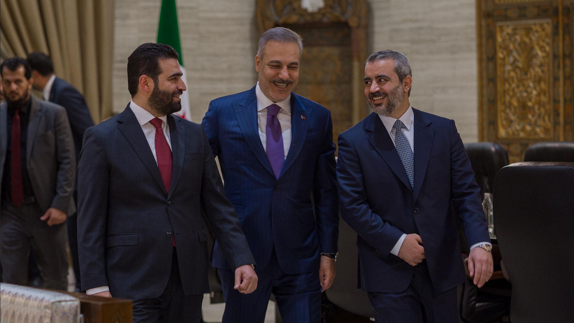 Bakan Fidan'dan Suriye temasları: İçişleri ve Dışişleri Bakanlarıyla görüştü