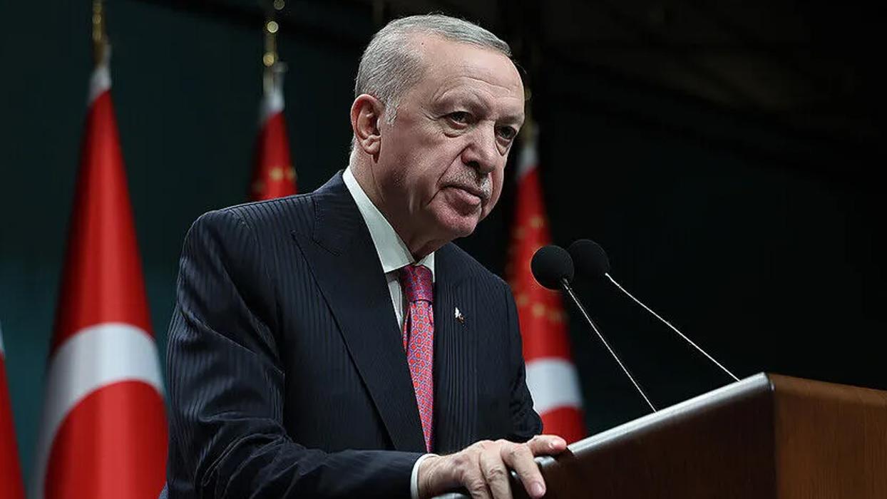 Cumhurbaşkanı Erdoğan: Şehitlerimizin kanlarına halel getirmeden hedeflerimizi gerçekleştirmek için çalışacağız