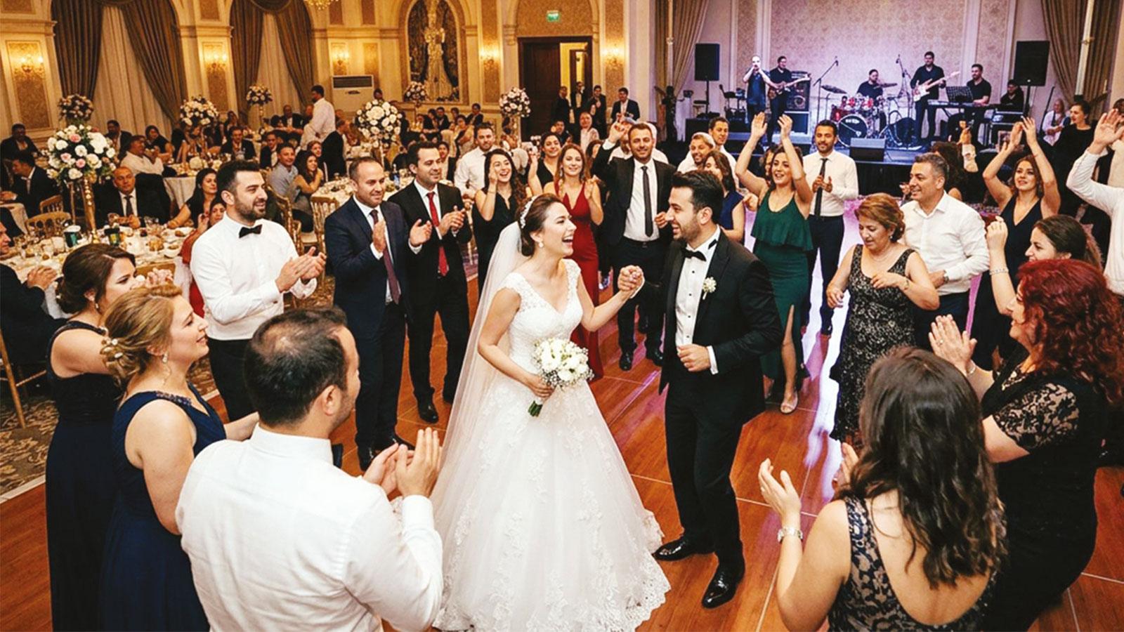 İBB'den düğün salonlarına yüzde 31'e varan zam
