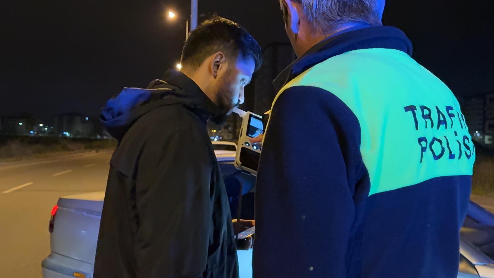 ‘Dur' ihtarına uymayan alkollü sürücüden ‘kaçmayın' tavsiyesi: 250 bin TL ceza yazıldı