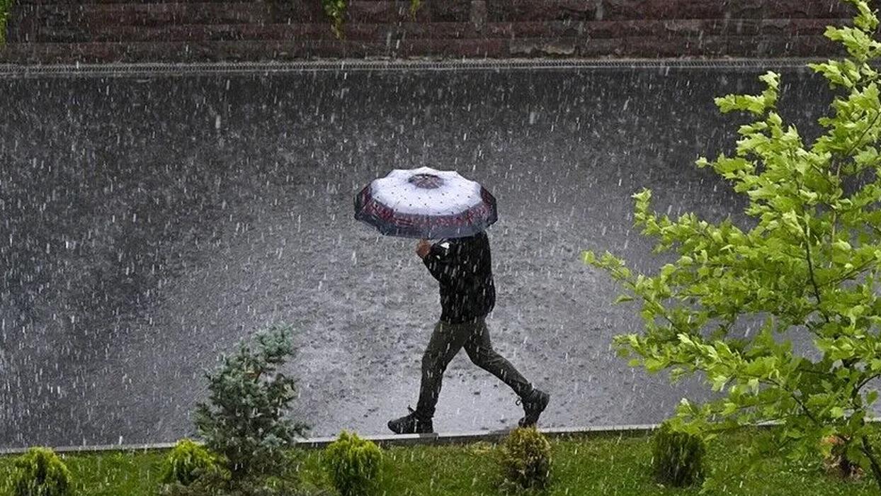 Plan yapanlar dikkat! Meteorolojiden kuvvetli yağış alarmı: İl il uyardı