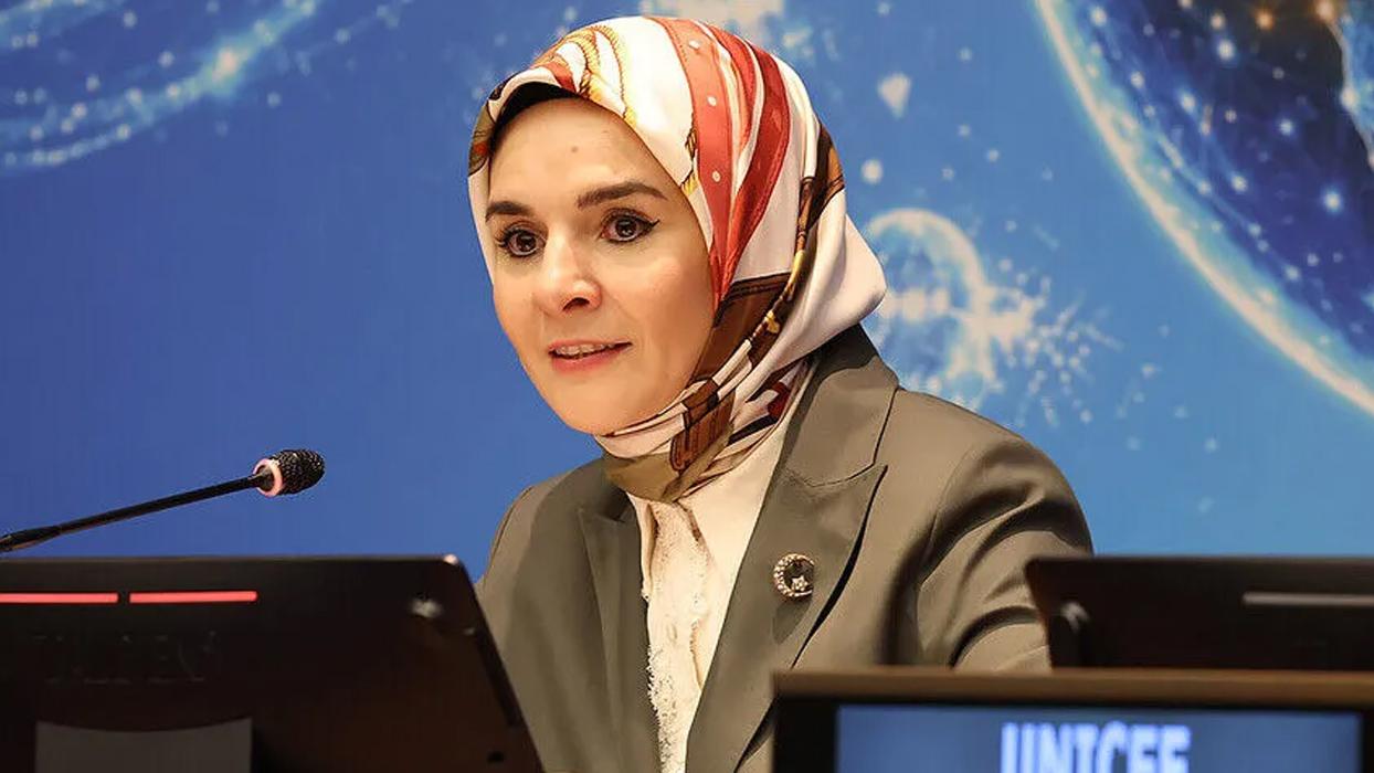 Bakan Göktaş: Çocukların güvenliği en başından itibaren dijital sistemlerin içine yerleştirilmelidir