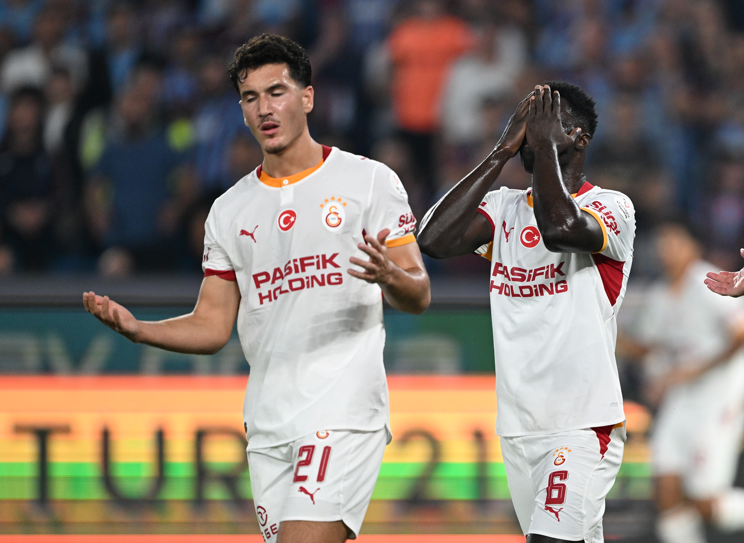 Galatasaray'ın yeni transferleri bekleneni veremedi!