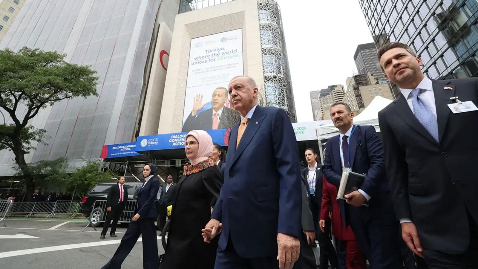 Cumhurbaşkanı Erdoğan, devlet başkanları ve eşleri onuruna verilen davete katıldı