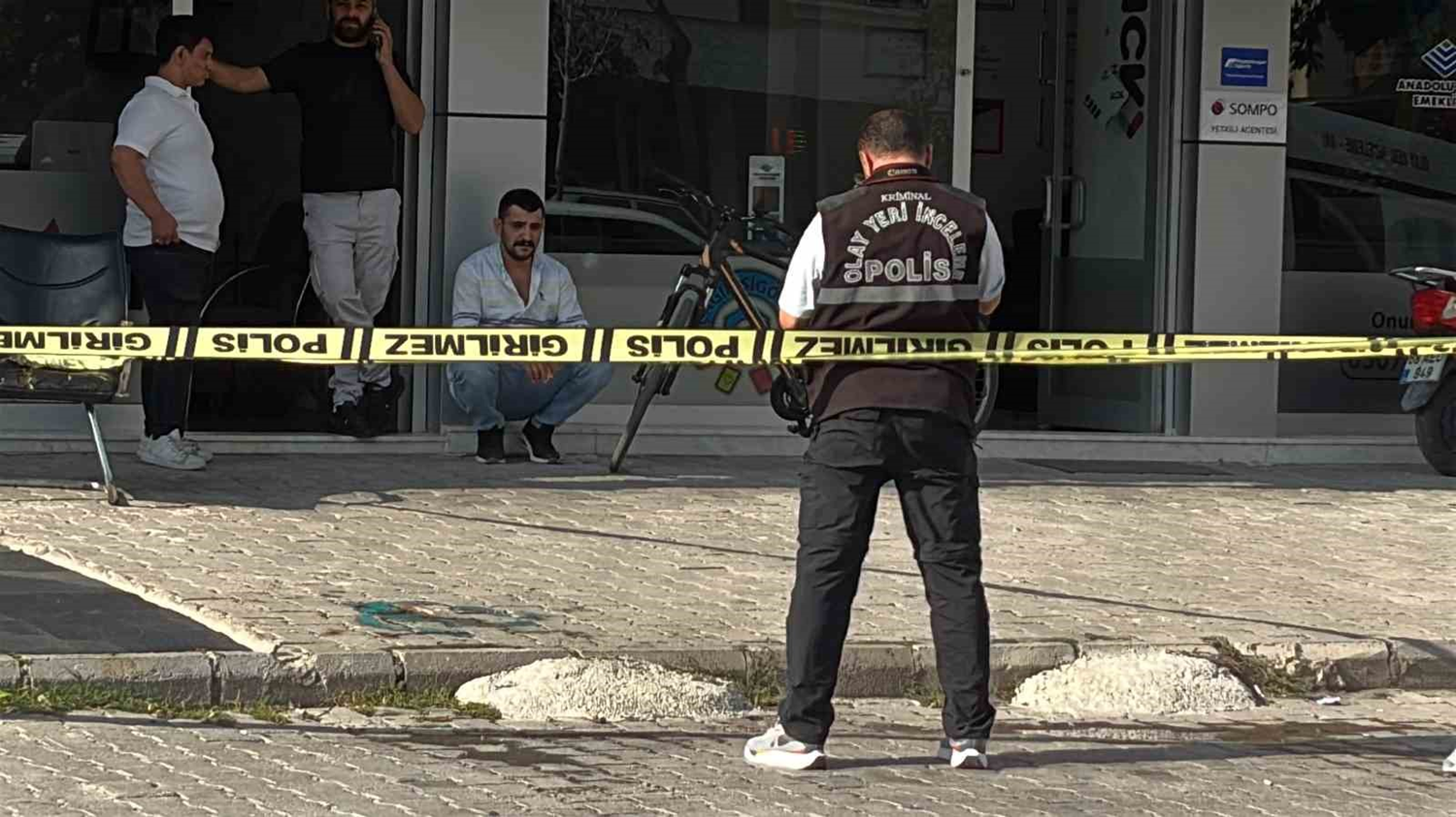 Aksaray'da 5. kattan düşen adam hayatını kaybetti