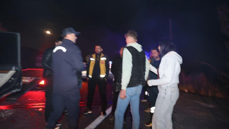 Nevşehir'de bir genç izinsiz aldığı araçla kaza yaptı: 2 yaralı