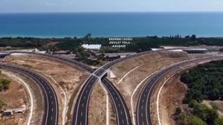 Çeşmeli-Erdemli-Silifke-Taşucu Otoyolu'nun Çeşmeli-Kızkalesi kesiminde sona yaklaşıldı