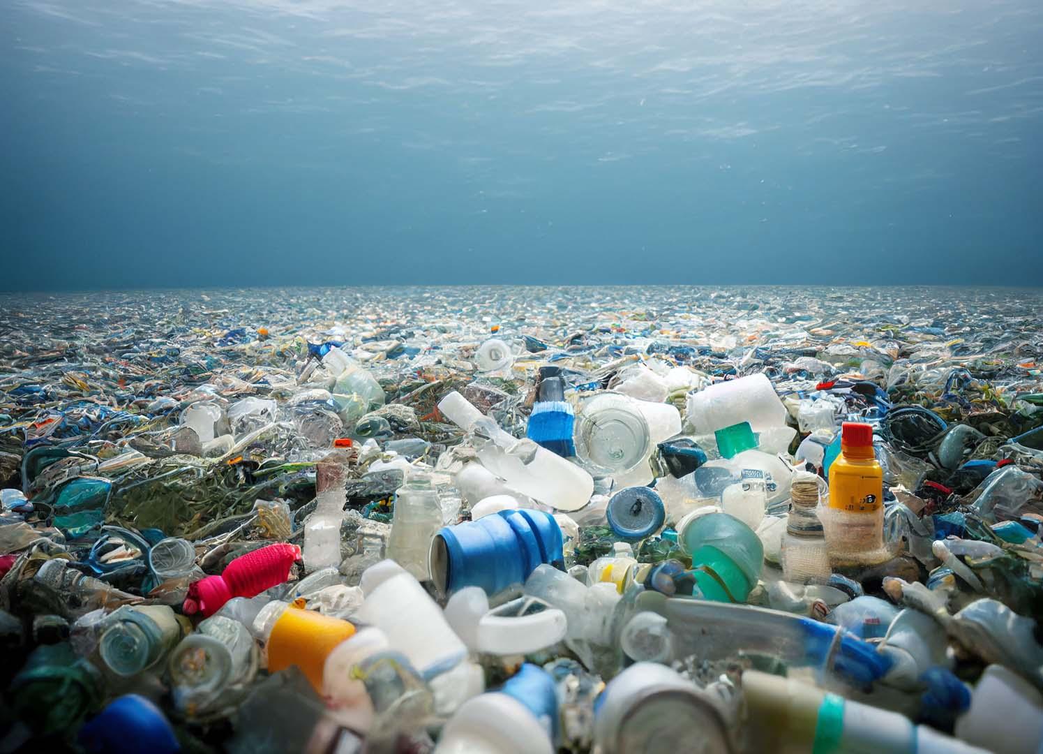 3 bin 800 metre derinlikte insan izi! Kıyıdan 250 km uzakta plastik ve çizme bulundu