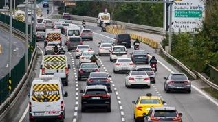 Trafik resmen kilit! Yağmur Megakent'i resmen esir aldı