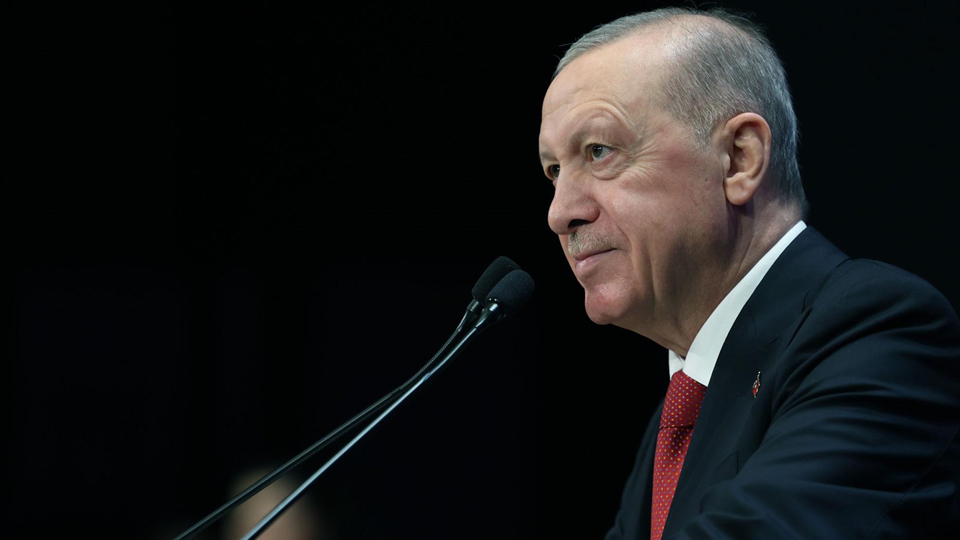 Cumhurbaşkanı Erdoğan: Sıkıntı yok, durmak yok yola devam