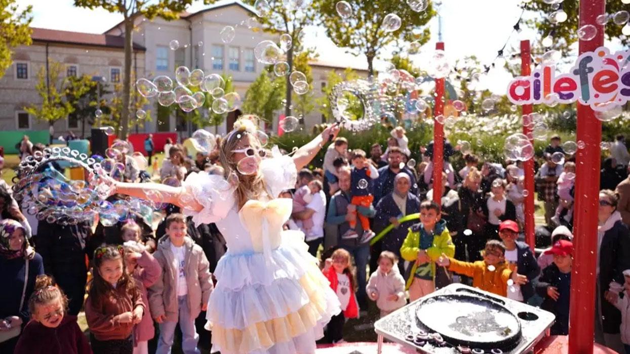 AileFest'e hafta sonu yoğun ilgi: On binlerce kişi Rami'de buluştu