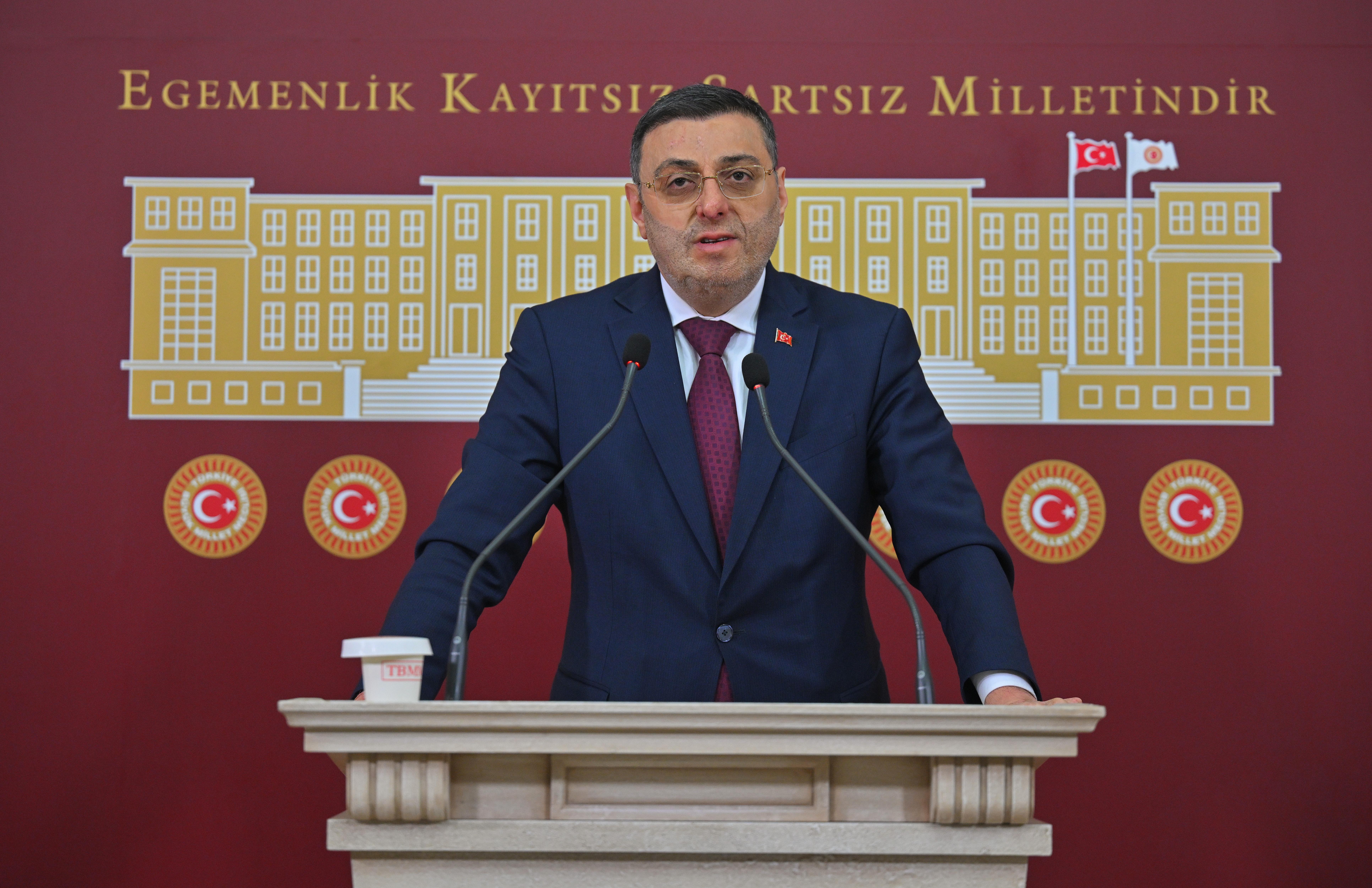 AK Partili Serkan Bayram'dan özür mesajı: Maksadını aşan ifadelerim için helallik istiyorum