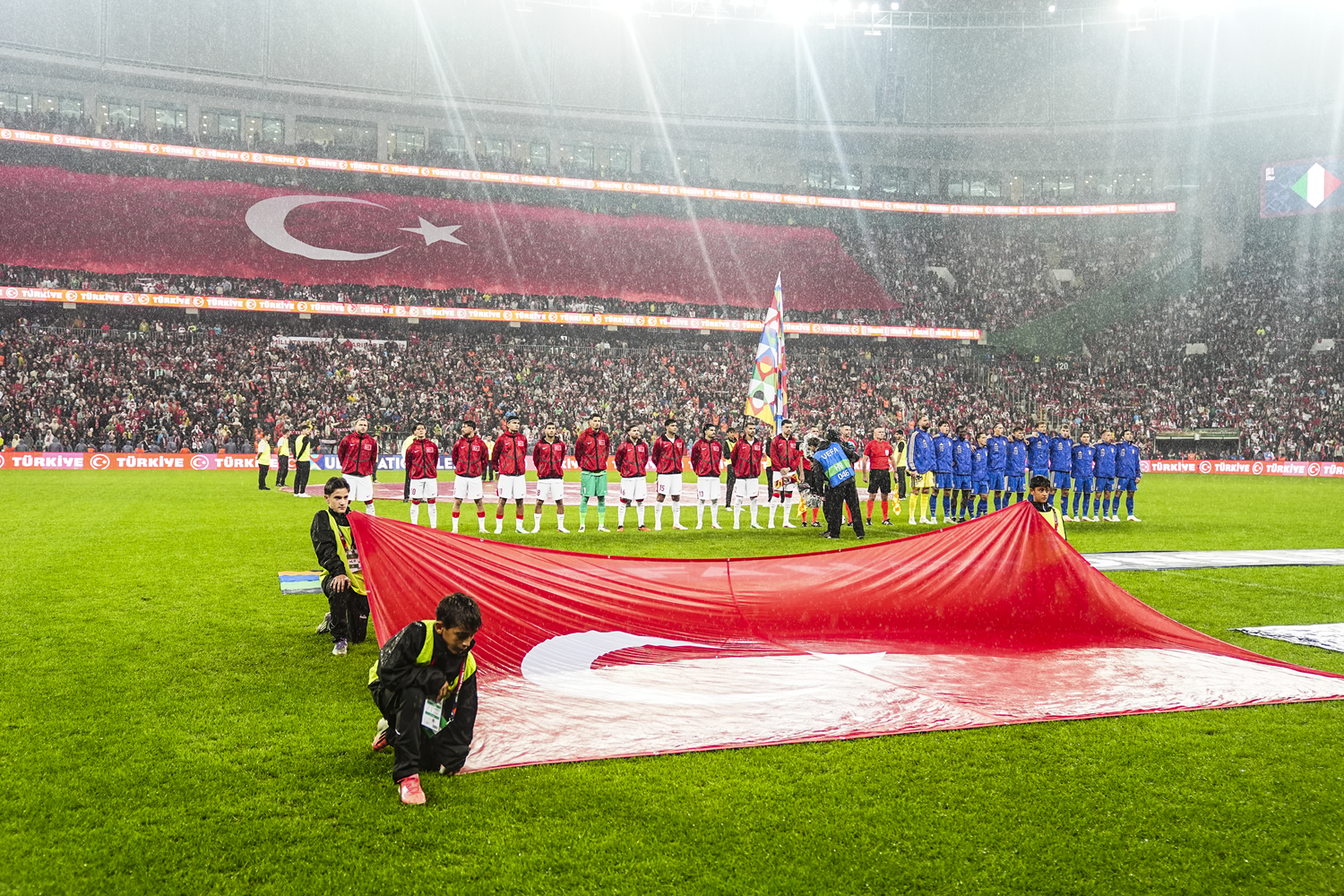 İtalya-Türkiye maçı bugün saat kaçta, hangi kanalda? Maça doğru