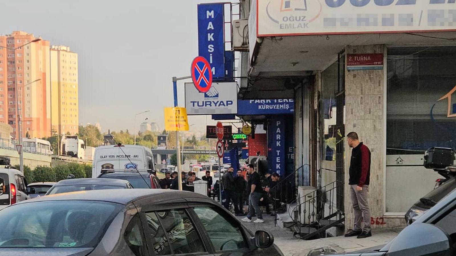 Küçükçekmece'de müzikholde çıkan silahlı çatışmada 3 ölü, 2 yaralı!