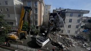 Maltepe'de çöken binadan acı haber: Can kaybı 5'e yükseldi