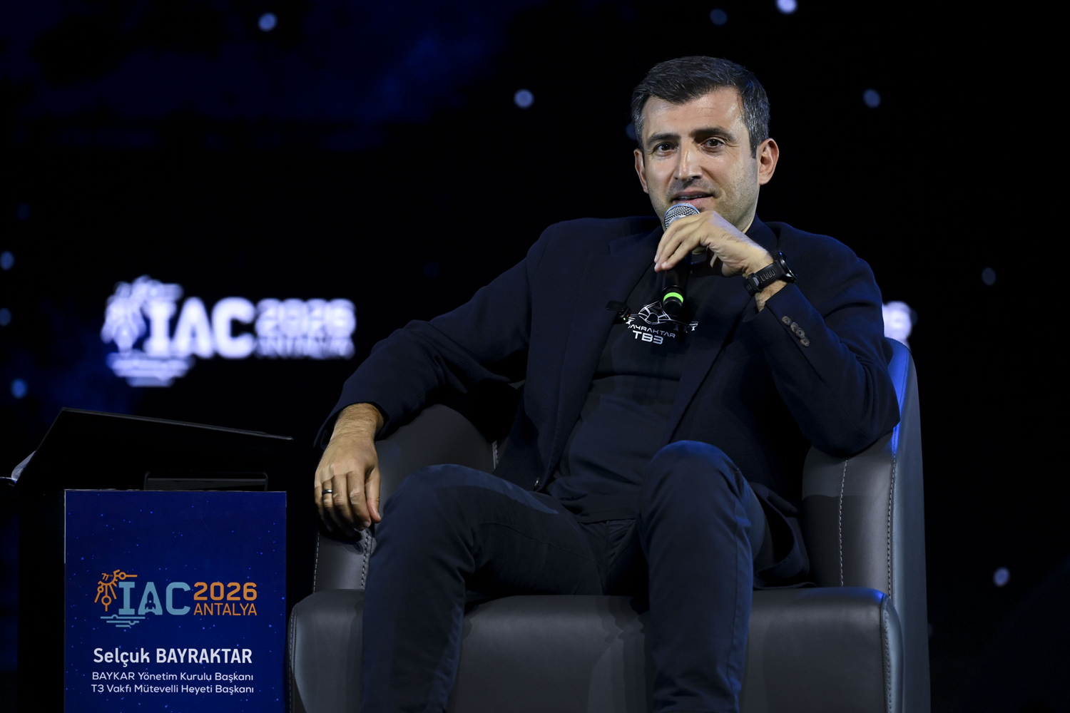 Selçuk Bayraktar Uzay Kongresi'nde konuştu: TEKNOFEST kuşağıyla daha adil bir dünya inşa edeceğiz