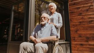Yaşlılıkta daha güvenli yaşam için evinizde şimdiden yapmanız gereken 3 değişiklik