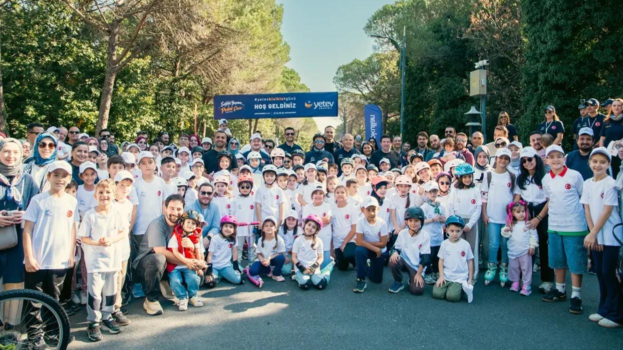 6. YETEV Bisiklet Günü'nde pedallar sağlık ve dayanışma için çevrildi