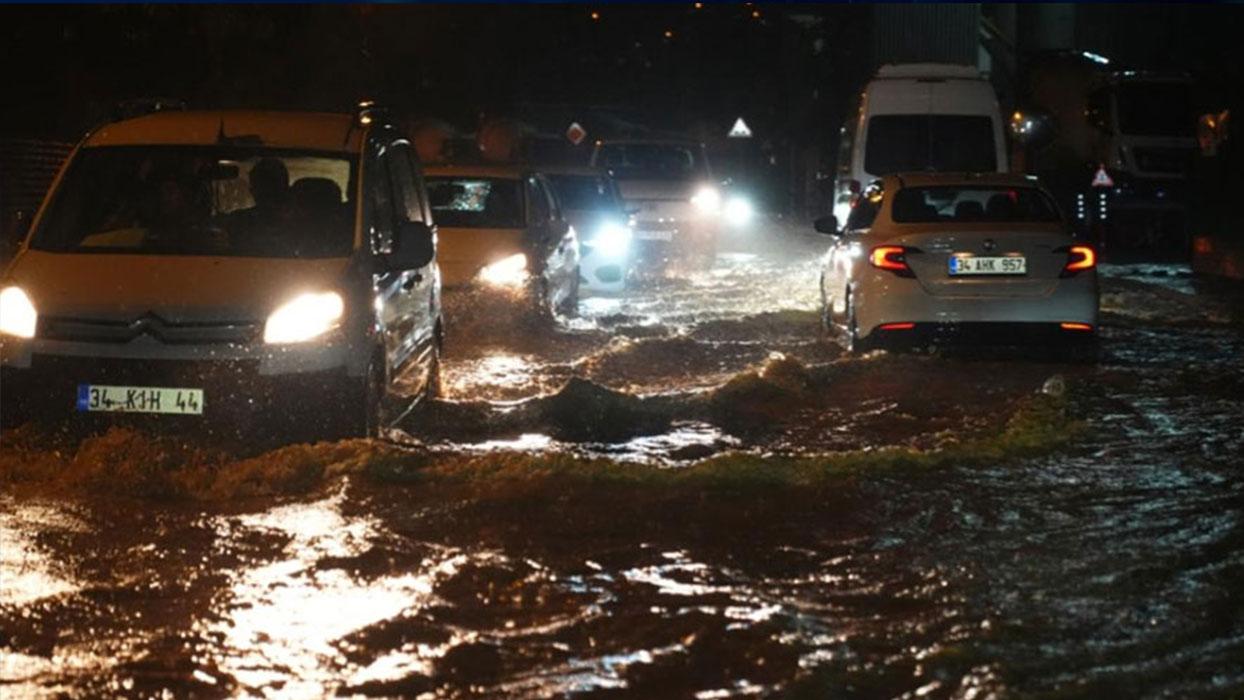 İstanbul'da sağanak can aldı: Elektrik akımına kapılan çocuk hayatını kaybetti