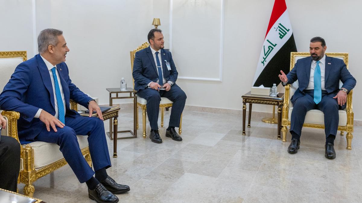 Bakan Fidan, Irak Temsilciler Meclisi Başkanı Halbusi ile bir araya geldi
