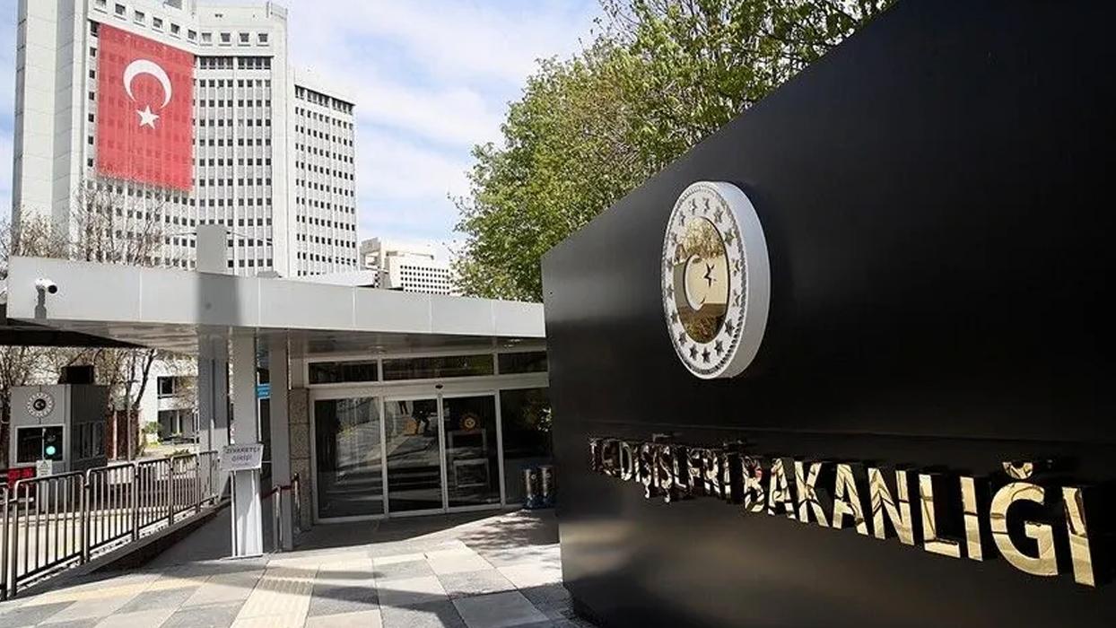 Dışişleri Bakanlığı, Azerbaycan'ın bağımsızlığını yeniden kazanmasının 35. yılını kutladı