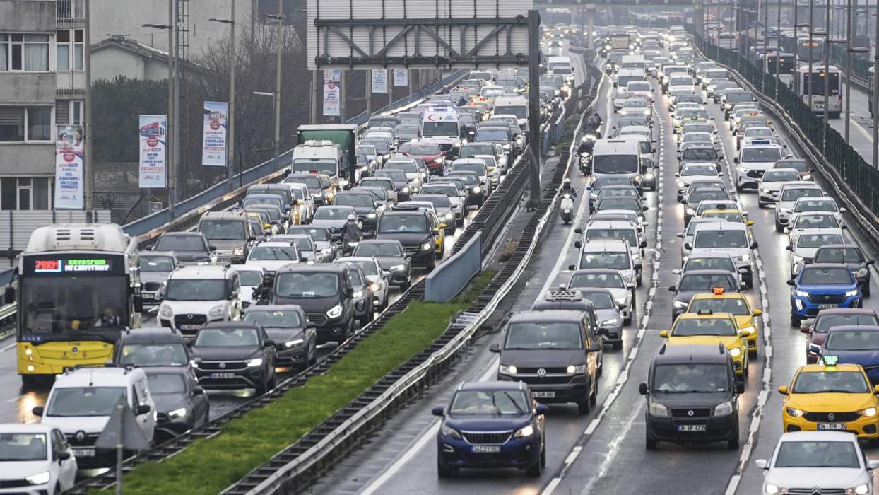 İstanbul'da bugün onlarca cadde trafiğe kapatılıyor: İşte alternatif güzergahlar