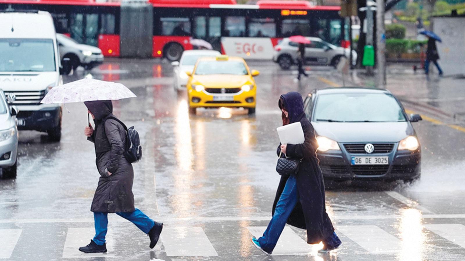 Meteoroloji'den yeni hava durumu raporu: Kuvvetli yağış alarmı!