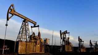 Petrol fiyatı arz endişeleriyle 111 doları aştı