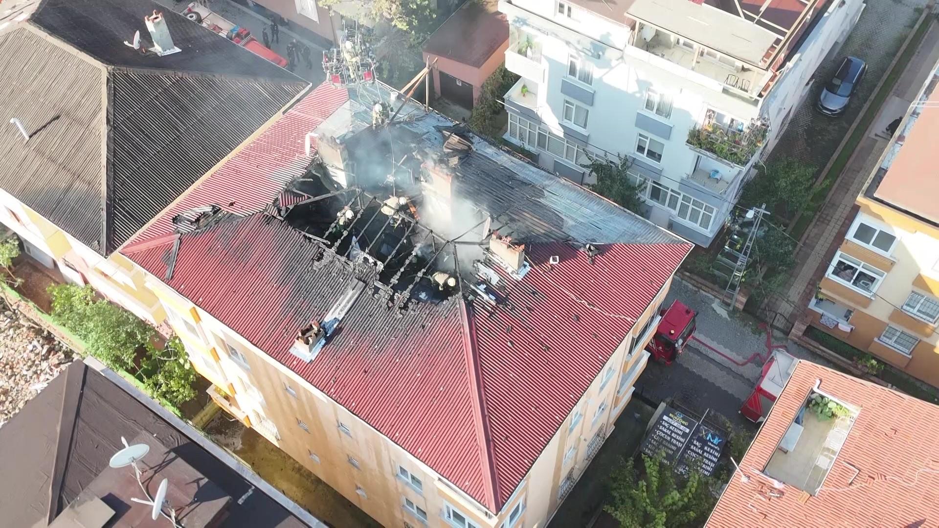 Tuzla'da ayakkabı fabrikasında yangın