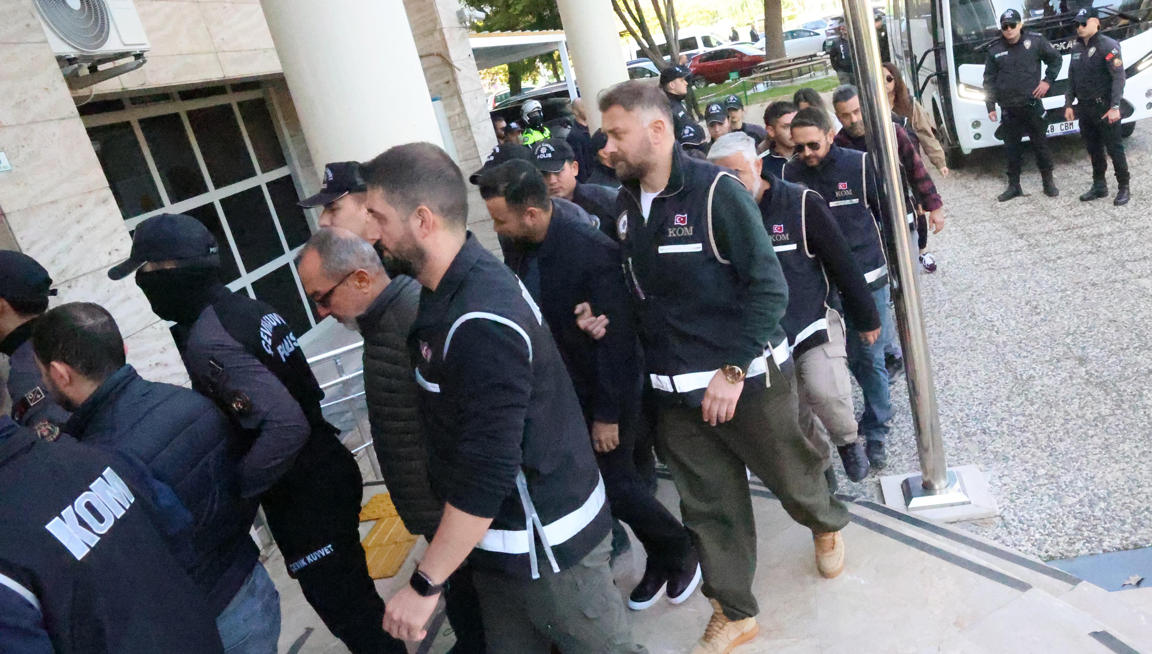 Milas Belediyesi operasyonunda 18 tutuklama