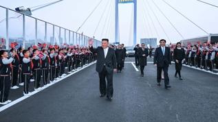 ABD'ye karşı köprüleri birleştirdiler! Kim Jong Un Çin'e gitti