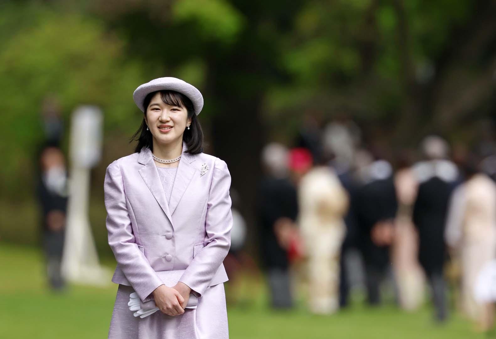 Dünya bu skandalı konuşuyor! Japonya'da halkın sevgilisi Prenses Aiko'nun taht hakkı gasp edildi