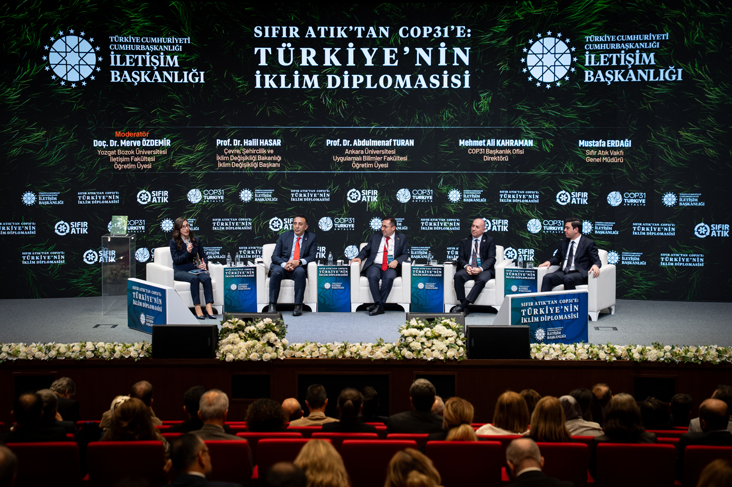Cumhurbaşkanlığı İletişim Başkanlığında "Sıfır Atık'tan COP31'e: Türkiye'nin İklim Diplomasisi" paneli düzenlendi