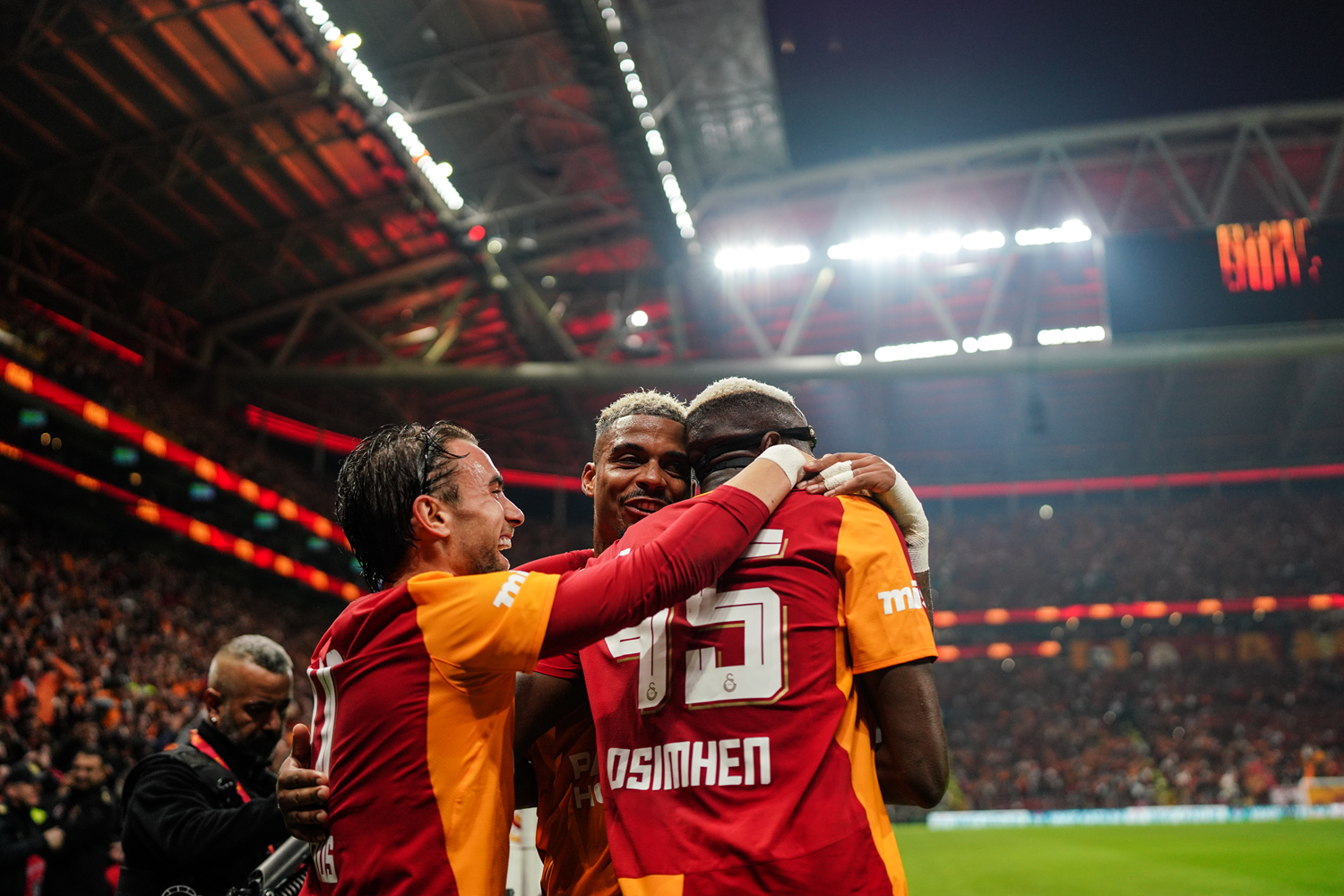 Fenerbahçe'nin başını Osimhen yaktı!