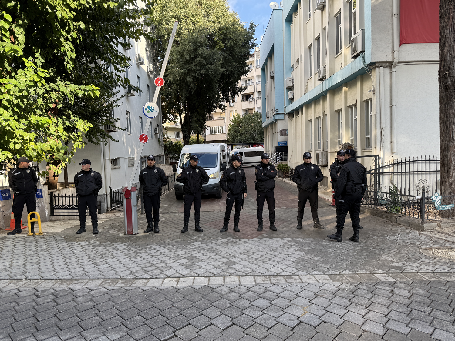 Merkezefendi Belediyesi operasyonunda 5 kişi tutuklandı
