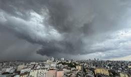 İstanbul'da yağış: Hava trafiği olumsuz etkilendi