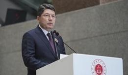 Bakan Tunç: Tutuklu ve hükümlülerin aileleriyle iletişim kurmaları noktasında gerekli kolaylık sağlandı