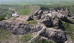 Elazığ'da tarihi Palu Kalesi'nde kazı çalışması başlatıldı