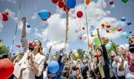 Esenler'de kanseri yenen 7 yaşındaki Selim için balon uçuruldu