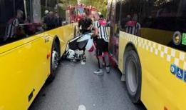 İETT otobüsü motosikletli aileye çarptı