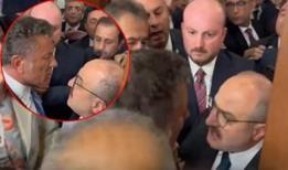CHP'li vekiller Mustafa Varank'ın yolunu kesip üzerine yürüdü: ‘Çık şuradan terbiyesiz herif'