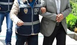 FETÖ'nün gizli ağına darbe! 5 tutuklama